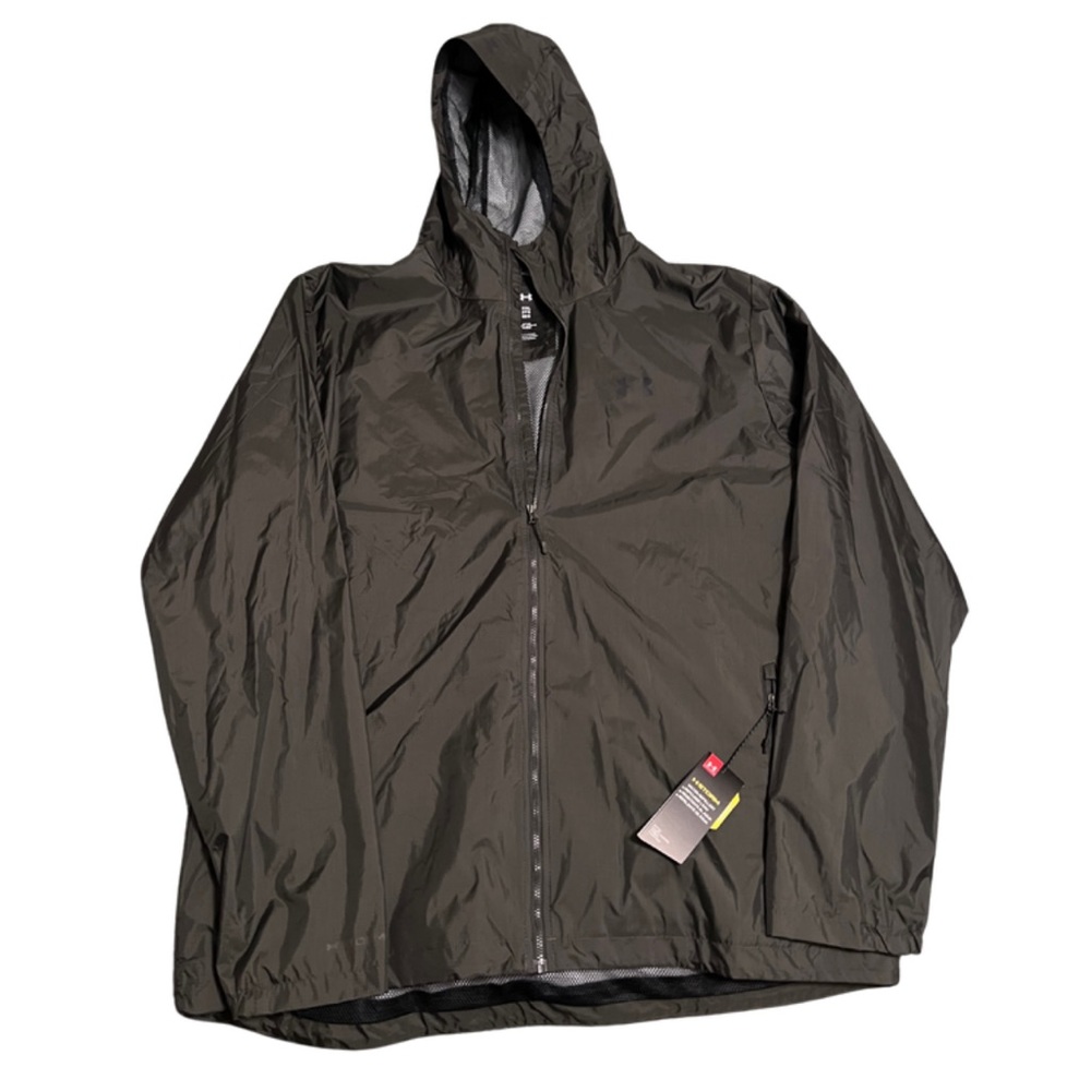 Men’s UnderArmour Green Windbreaker, water repellent